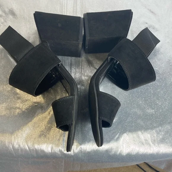 Unisa Black Heeled Sandals Sz 8.5M - Picture 10 of 15